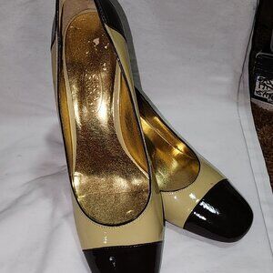 Circa Joan and David Heels